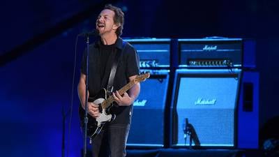 Pearl Jam raffling tickets to sold-out NYC show