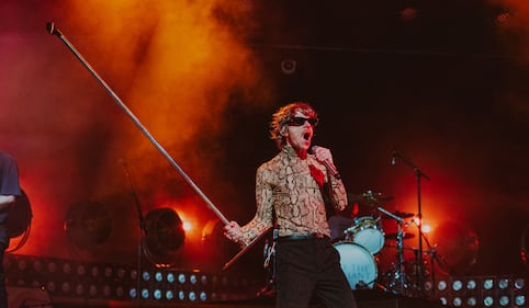 NBT Legends - Cage The Elephant