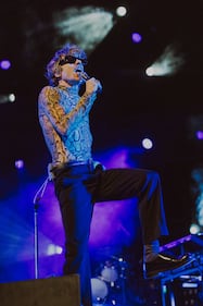 NBT Legends - Cage The Elephant