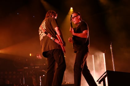 NBT Legends - Cage The Elephant