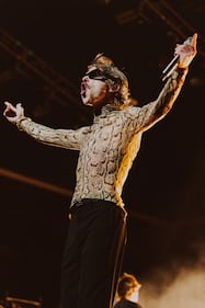 NBT Legends - Cage The Elephant
