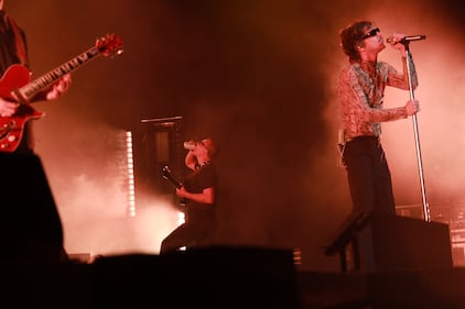NBT Legends - Cage The Elephant