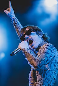 NBT Legends - Cage The Elephant