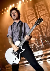 Billy Joe Armstrong Wake Me Up When September Ends