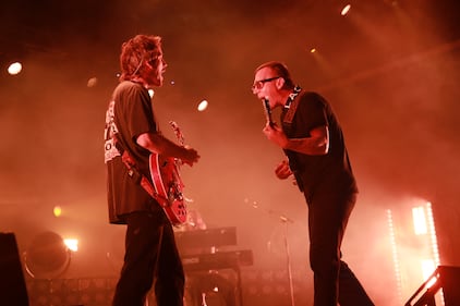 NBT Legends - Cage The Elephant