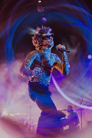 NBT Legends - Cage The Elephant
