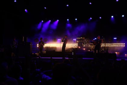 NBT Legends - Cage The Elephant