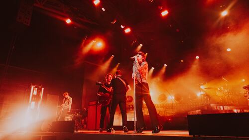 NBT Legends - Cage The Elephant
